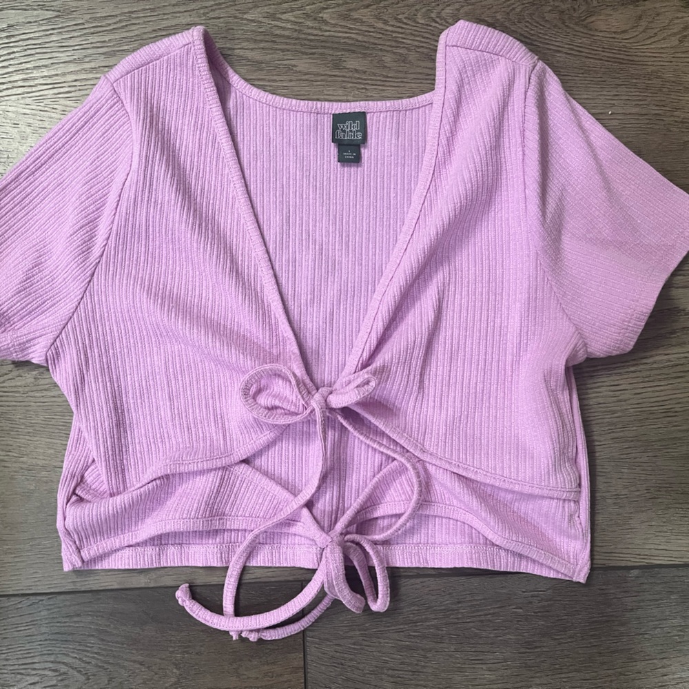 Light purple cropped top